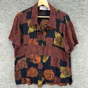 California Krush Shirt Women M Medium Red Geometric Button Up Collared Rayon